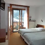 Chalet-hôtel Du Borderan Hotel 3*