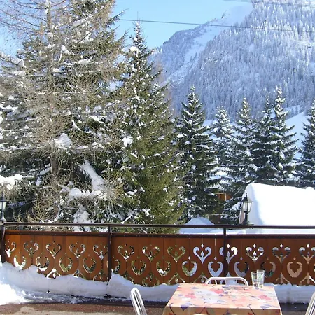 Chalet-hotel Du Borderan