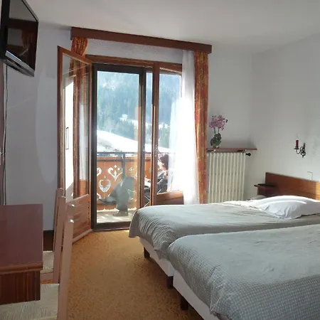 Chalet-hotel Du Borderan Hotel 3*